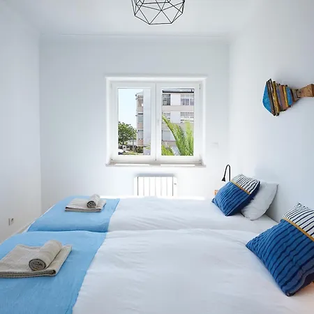 Novo Praia E Lisboa - Perfeito Para Familias E Amigos * Carcavelos (Lisbon)
